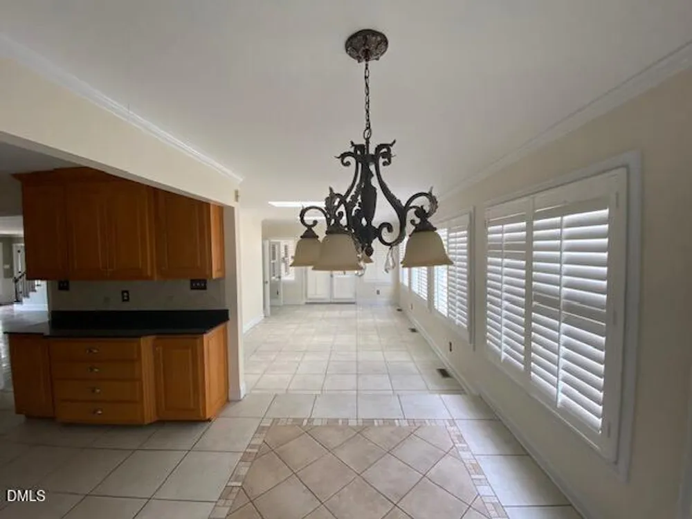 180 Ellerslie Dr, Fayetteville, NC 28303