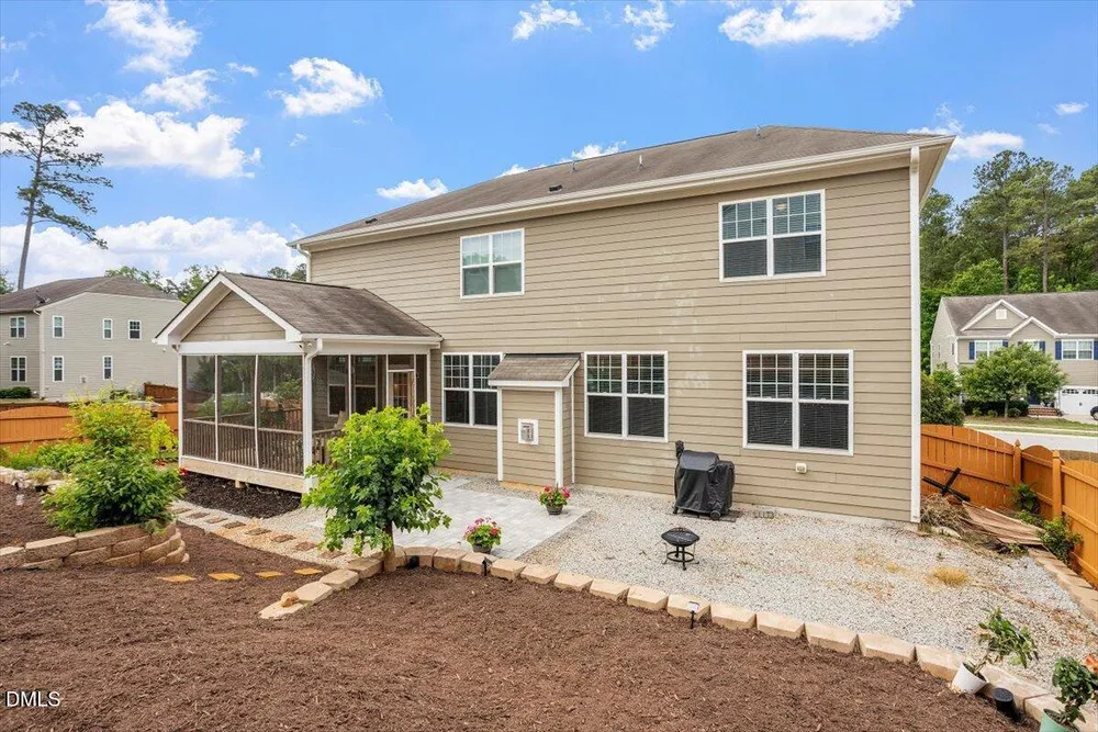 108 Horncliffe Way, Holly Springs, NC 27540