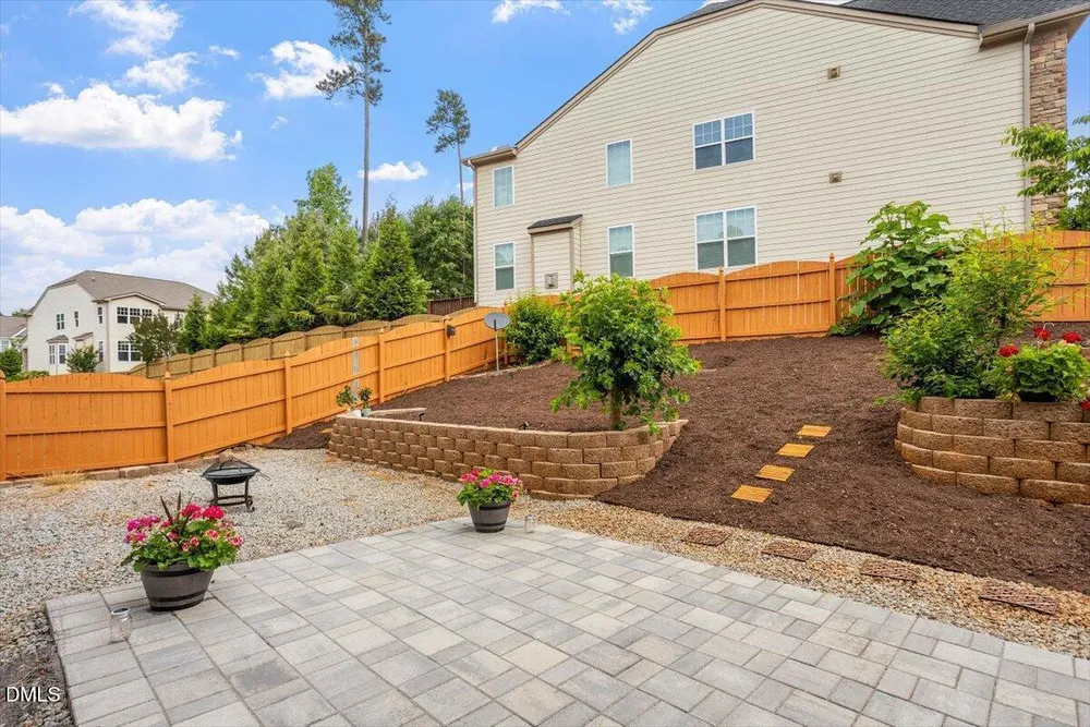 108 Horncliffe Way, Holly Springs, NC 27540