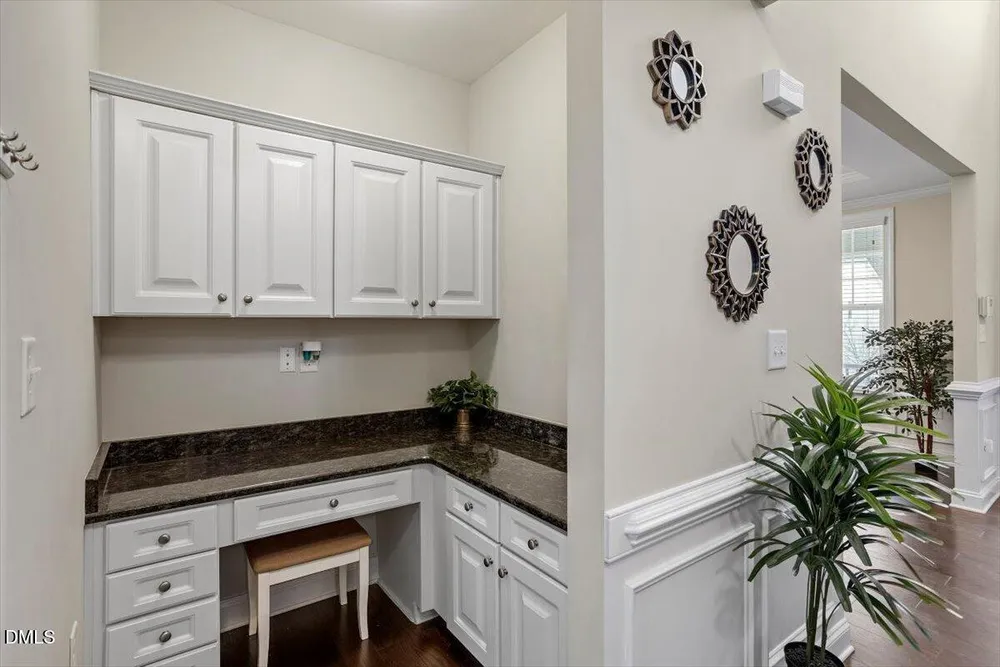 108 Horncliffe Way, Holly Springs, NC 27540