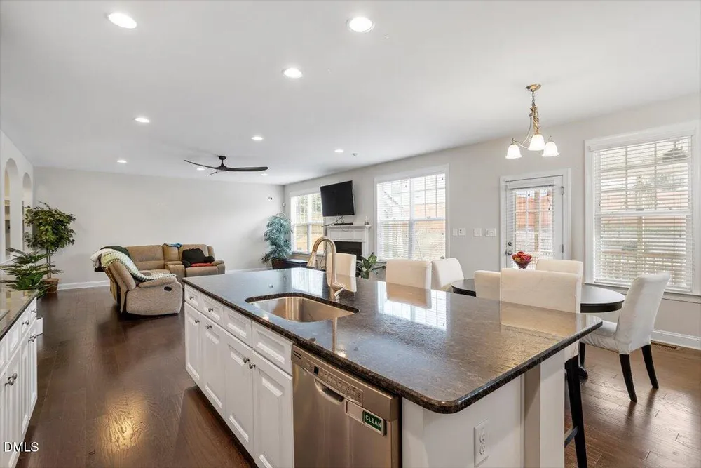 108 Horncliffe Way, Holly Springs, NC 27540