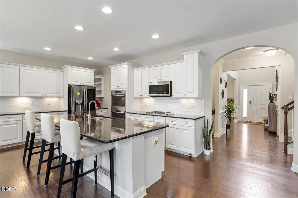 108 Horncliffe Way, Holly Springs, NC 27540