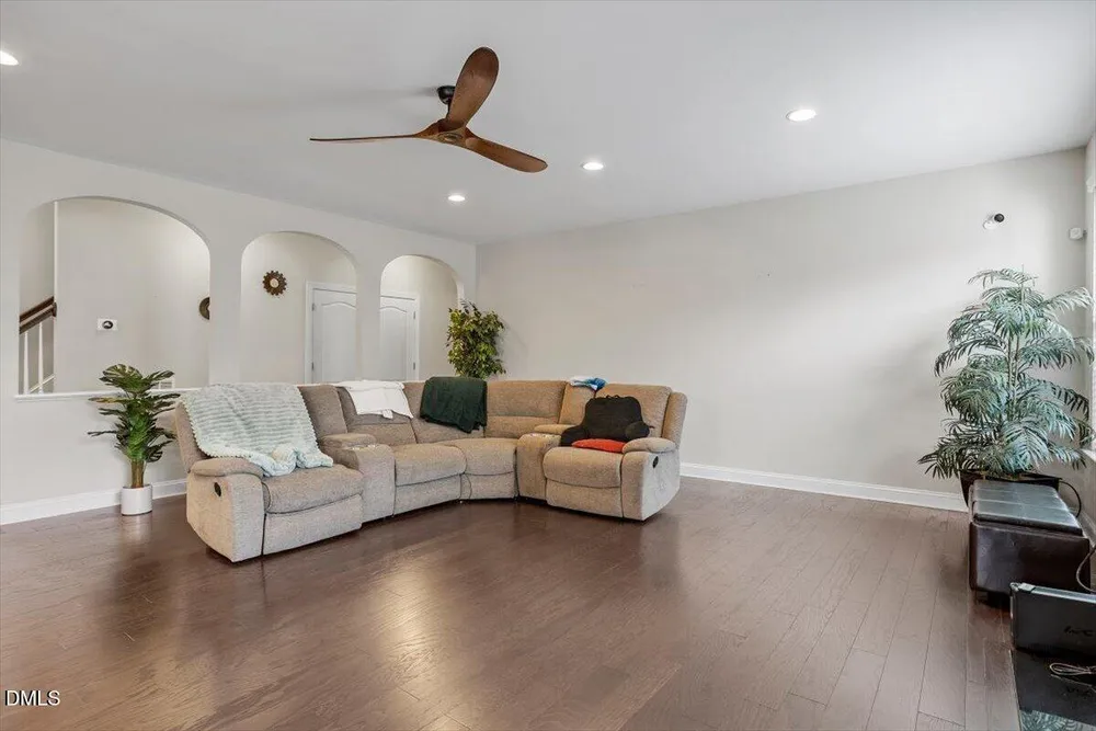 108 Horncliffe Way, Holly Springs, NC 27540