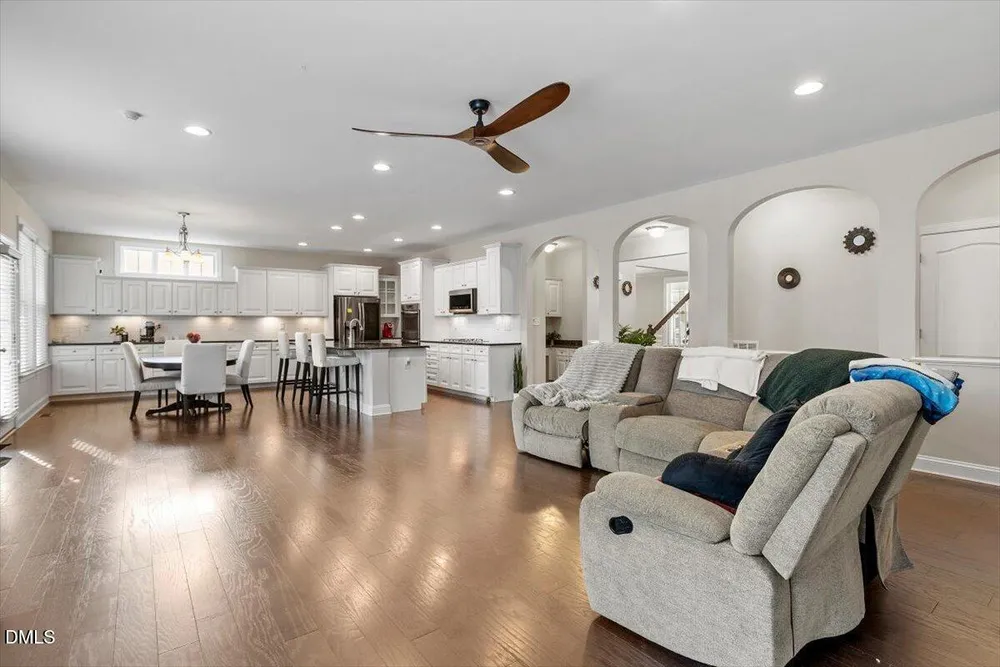 108 Horncliffe Way, Holly Springs, NC 27540