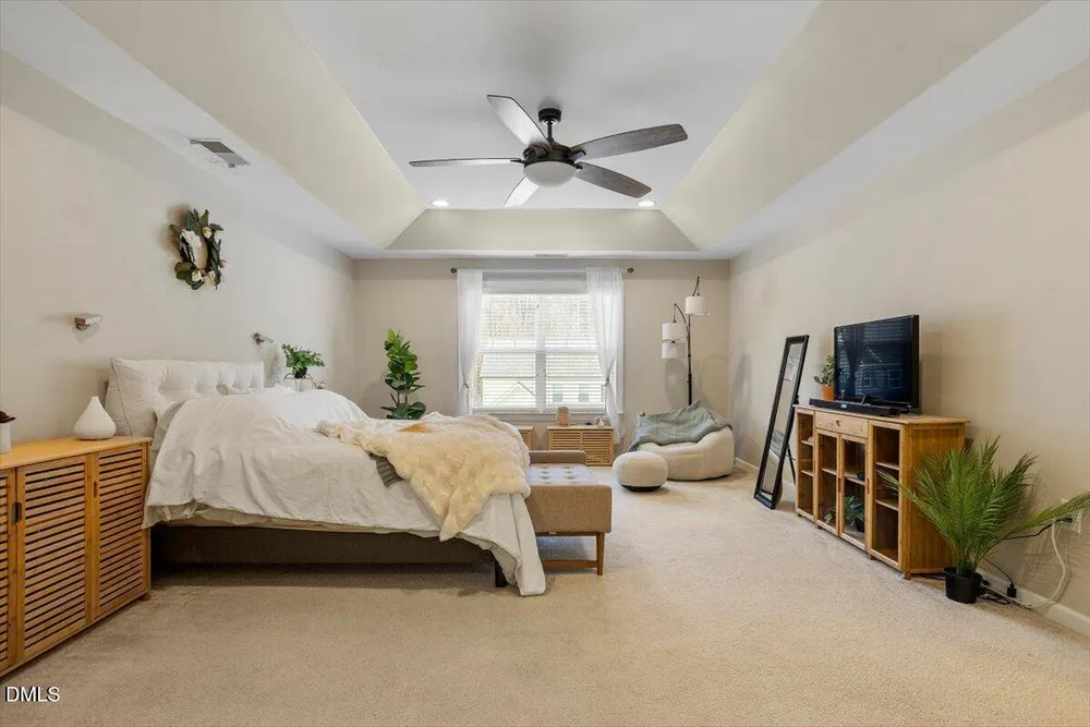 108 Horncliffe Way, Holly Springs, NC 27540