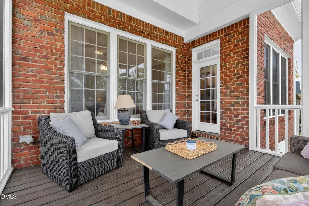 2400 Stewart St, Fuquay-Varina, NC 27526