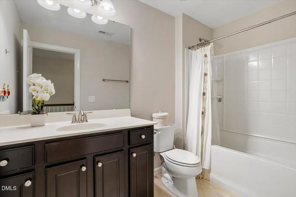 108 Horncliffe Way, Holly Springs, NC 27540