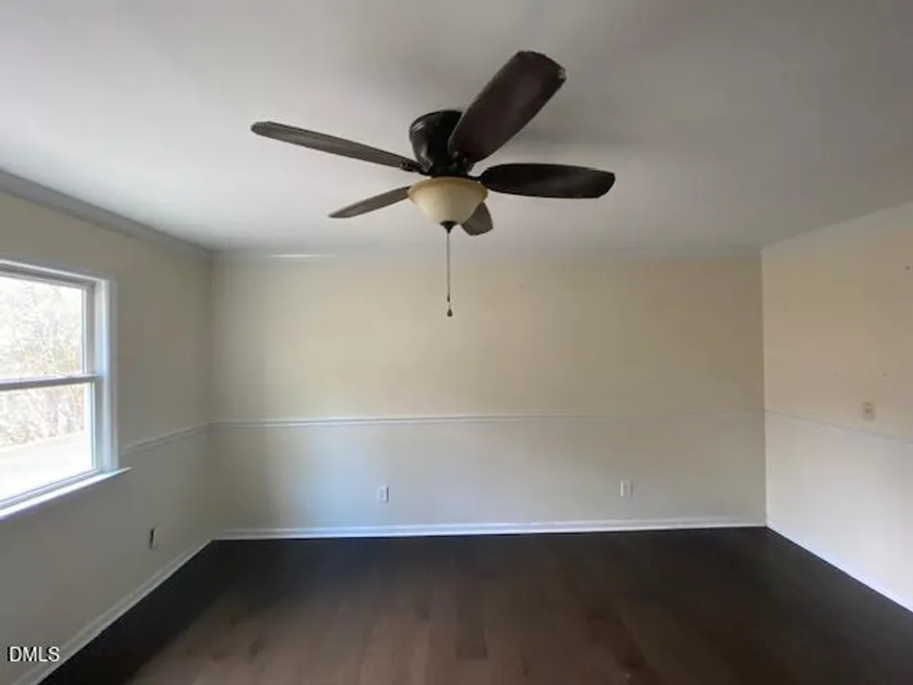 180 Ellerslie Dr, Fayetteville, NC 28303