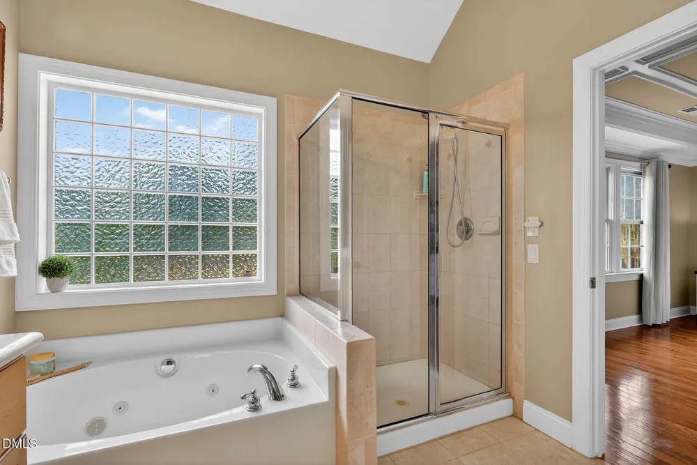 2400 Stewart St, Fuquay-Varina, NC 27526