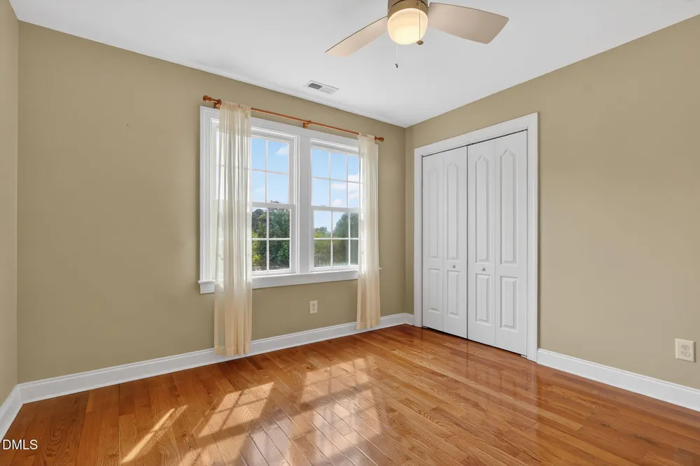 2400 Stewart St, Fuquay-Varina, NC 27526