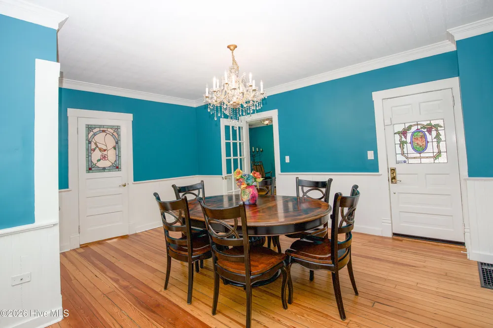 225 E Vermont Ave, Southern Pines, NC 28387