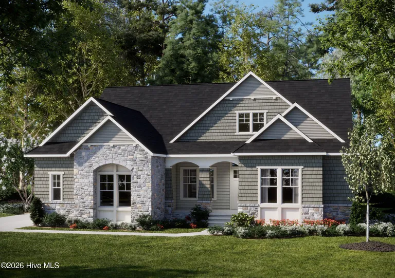 66 McMichael Dr, Pinehurst, NC 28374