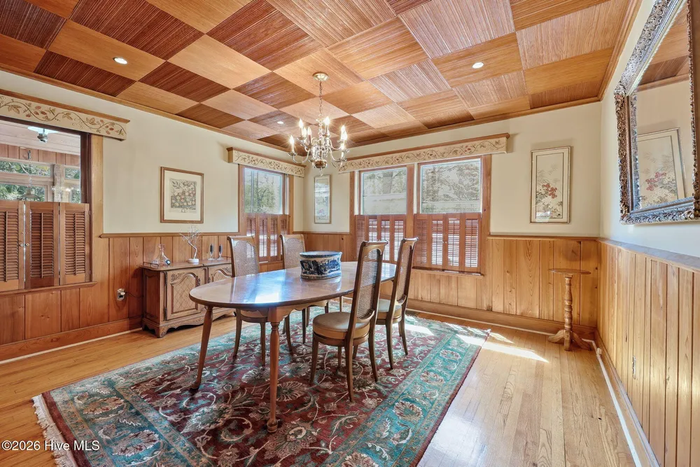 535 E Morganton Rd, Southern Pines, NC 28387