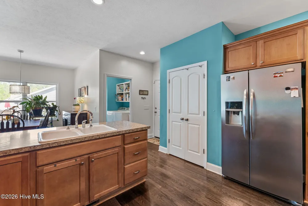 355 Queens Cove Way, Carthage, NC 28327