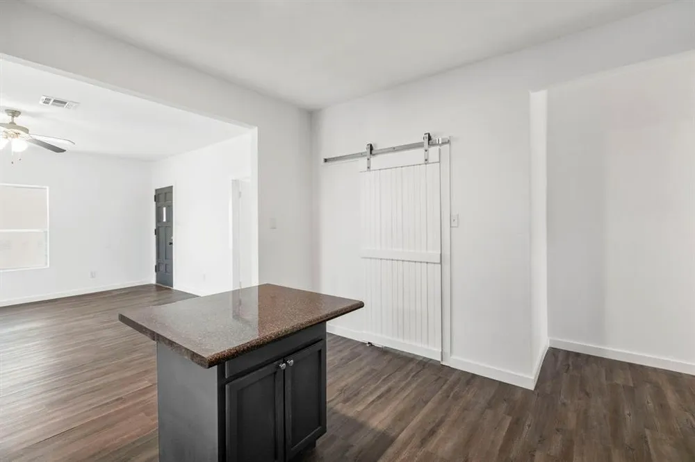 1812 Seneca Ave, Waco, TX 76707-2142
