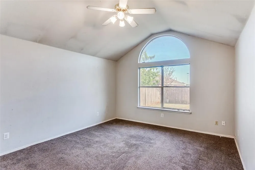 613 PRAIRIE GULCH DRIVE, Fort Worth, TX 76140