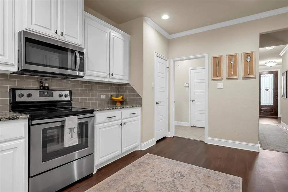 427 Paso Fino St, Robinson, TX 76706