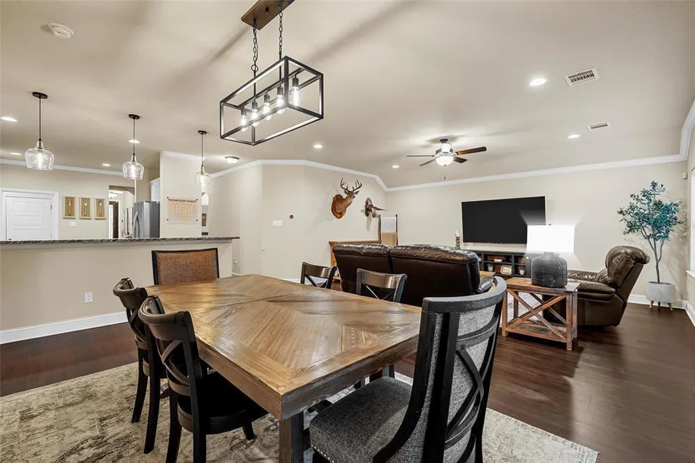 427 Paso Fino St, Robinson, TX 76706
