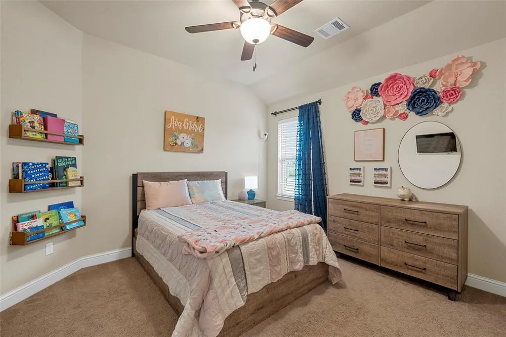 427 Paso Fino St, Robinson, TX 76706