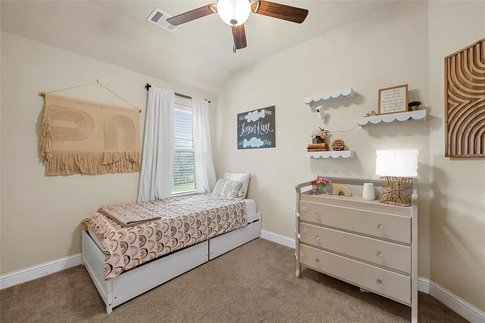 427 Paso Fino St, Robinson, TX 76706