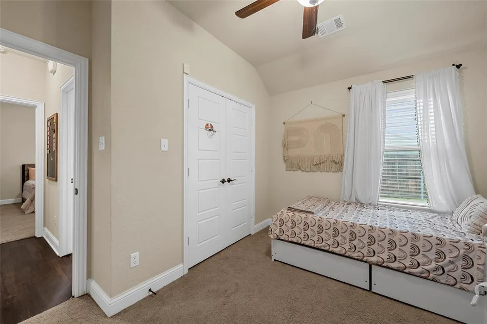 427 Paso Fino St, Robinson, TX 76706