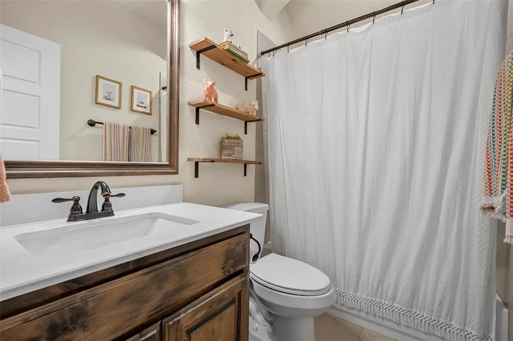 427 Paso Fino St, Robinson, TX 76706