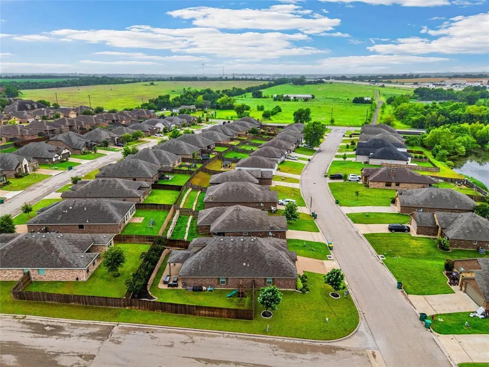427 Paso Fino St, Robinson, TX 76706