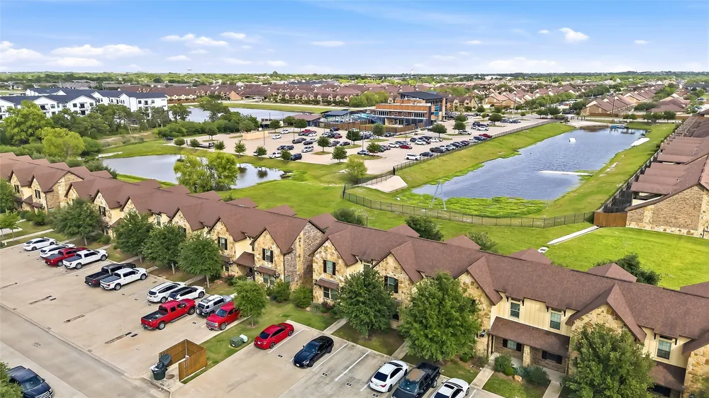 339 Newcomb Ln, College Station, TX 77845