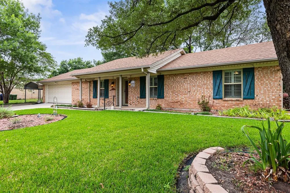 7100 Canterbury Dr, Waco, TX 76712