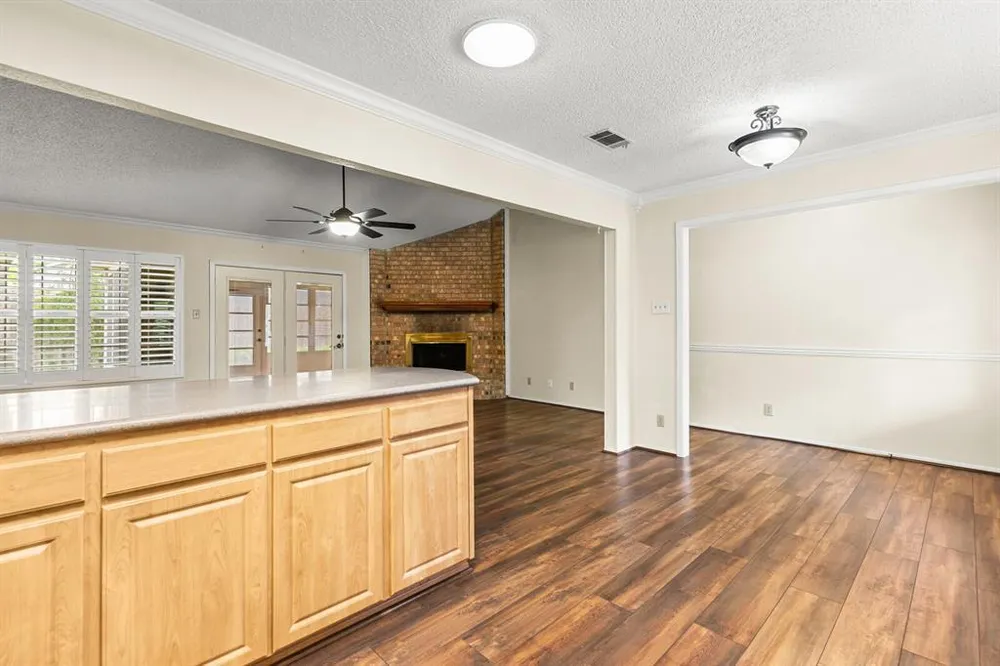 7100 Canterbury Dr, Waco, TX 76712