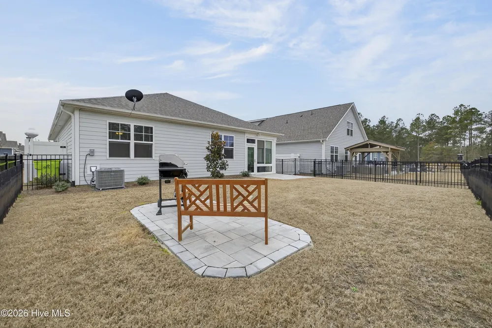 3113 Lochgreen Circle, Leland, NC 28451