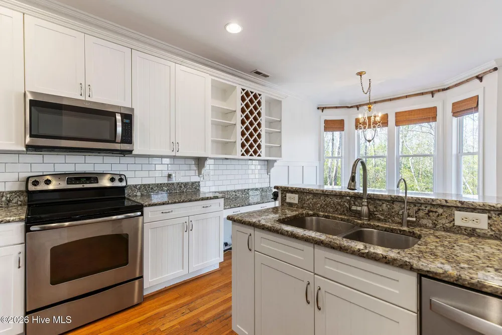 200 River Gate Ln, Wilmington, NC 28412