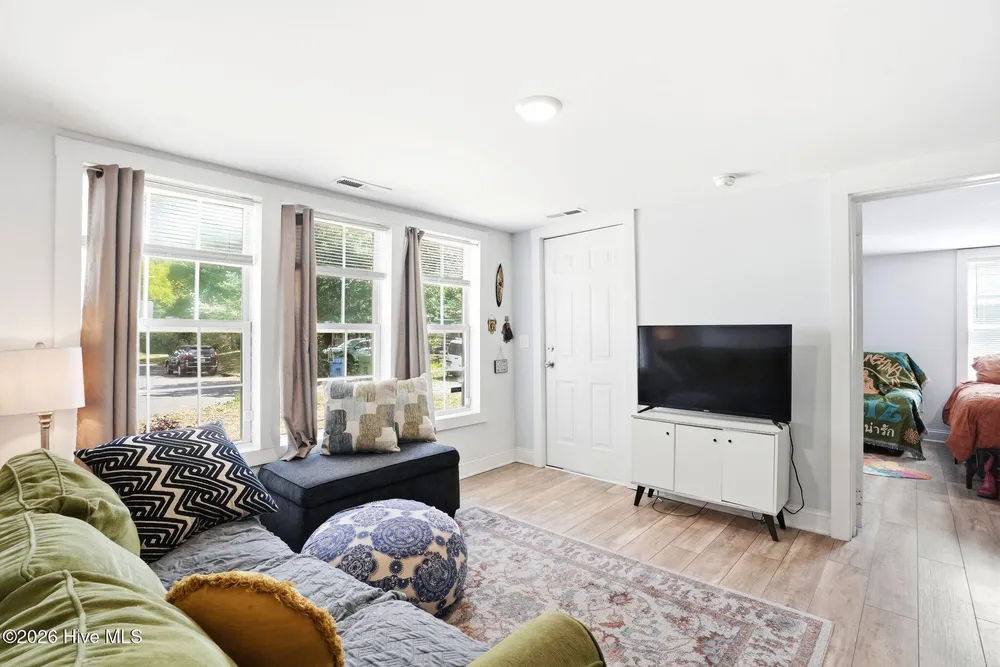 1826 Waddell St, Wilmington, NC 28401