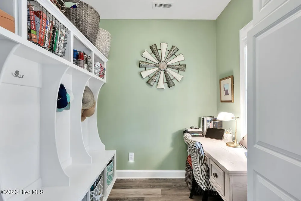 1136 Lt Congleton Rd, Wilmington, NC 28409