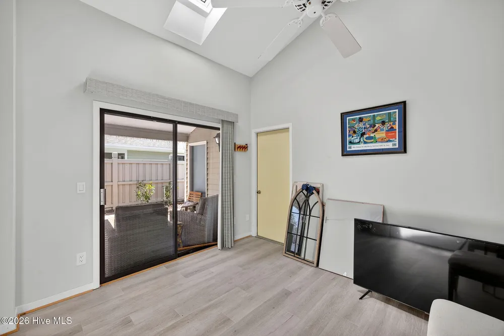 6204 Inland Greens Dr, Wilmington, NC 28405