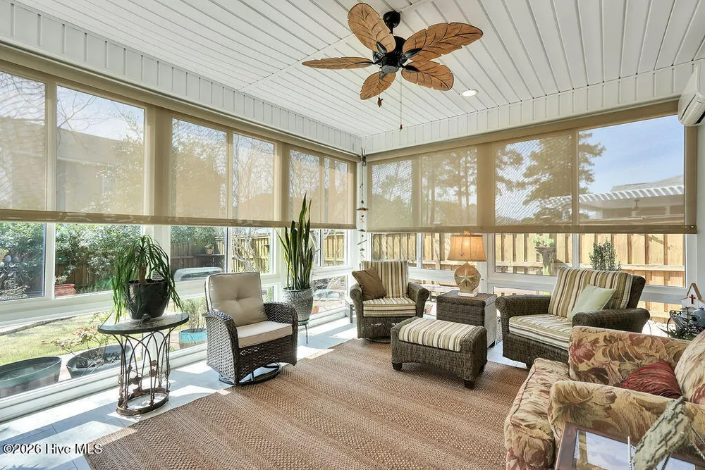 1136 Lt Congleton Rd, Wilmington, NC 28409