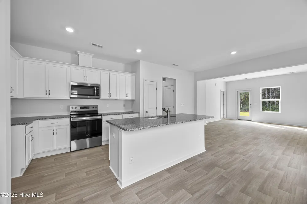 22 Wendy Ln, Shallotte, NC 28470