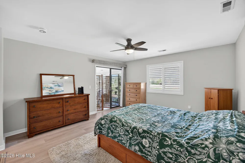 6204 Inland Greens Dr, Wilmington, NC 28405