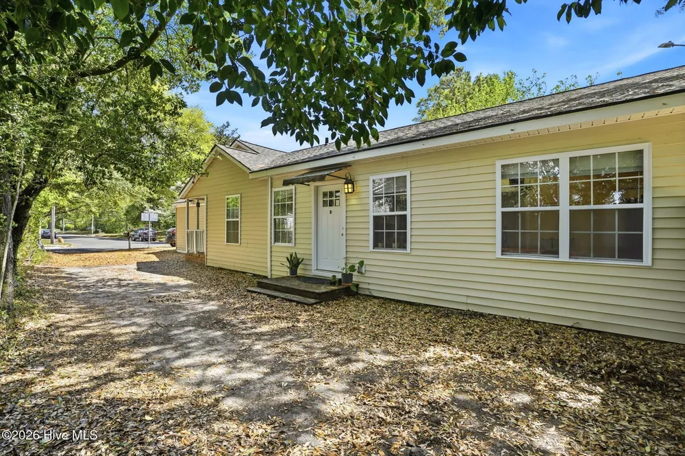 1826 Waddell St, Wilmington, NC 28401