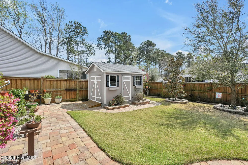 1136 Lt Congleton Rd, Wilmington, NC 28409