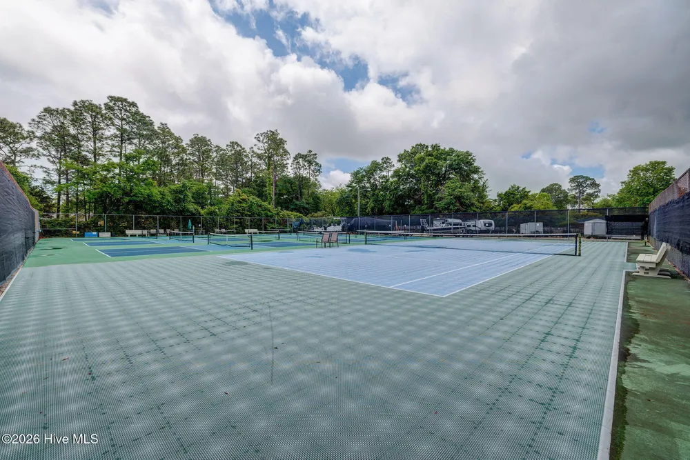 6204 Inland Greens Dr, Wilmington, NC 28405