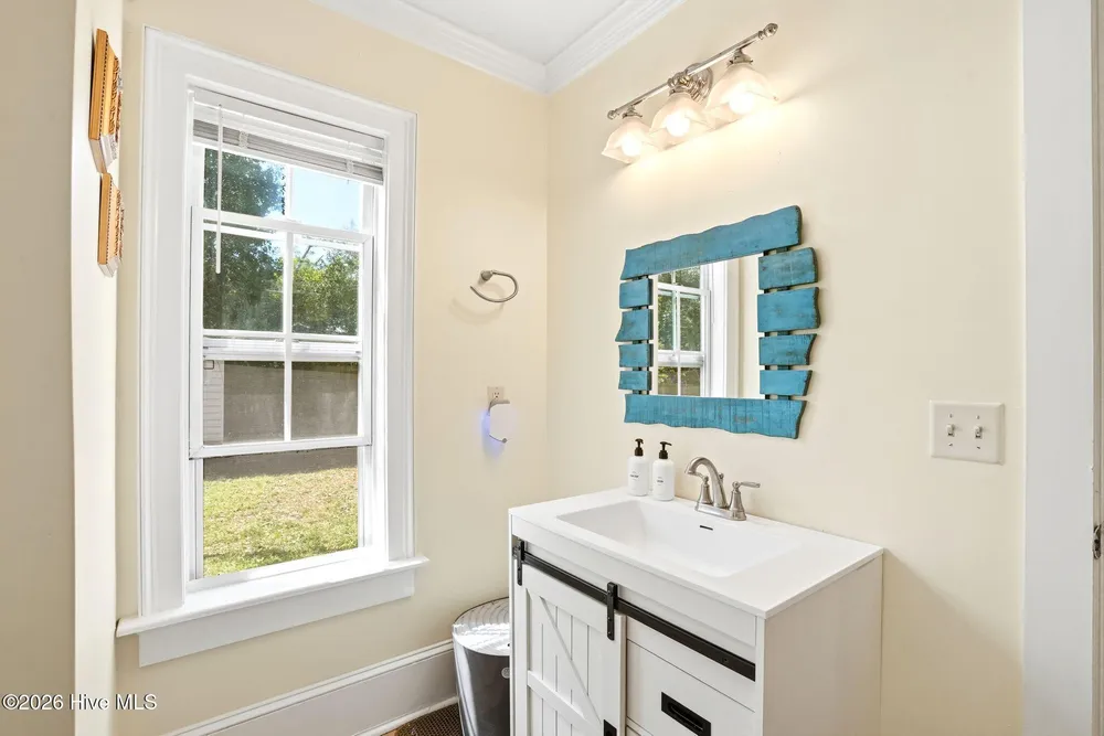 1826 Waddell St, Wilmington, NC 28401