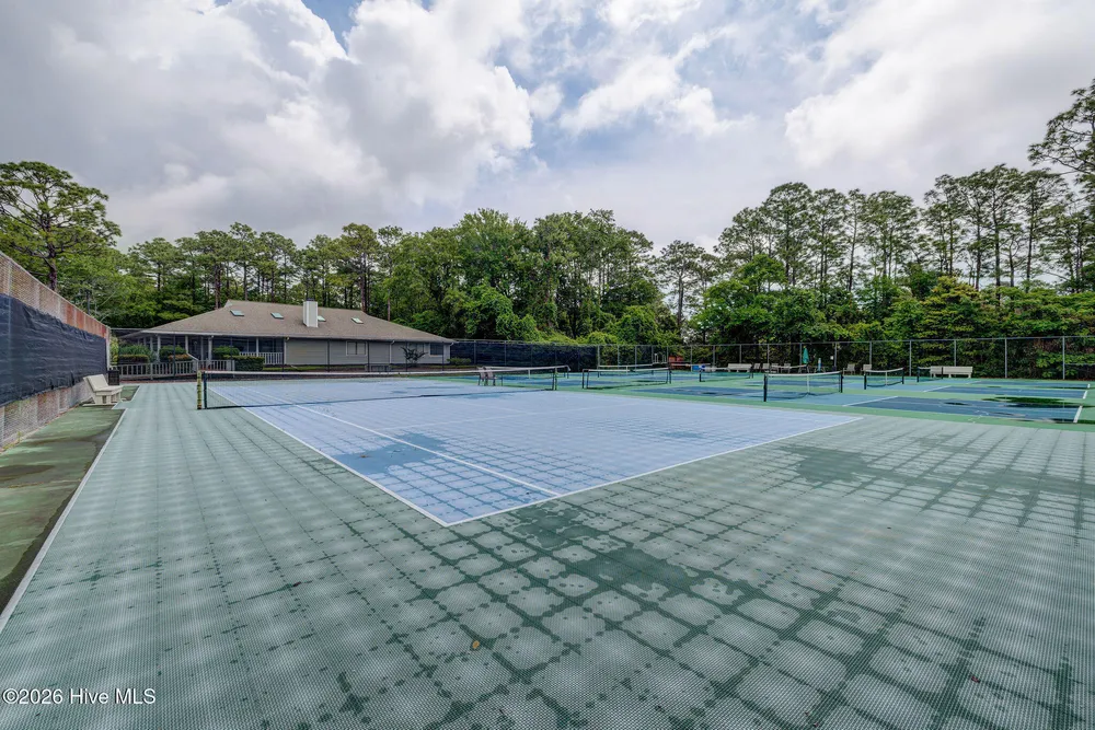 6204 Inland Greens Dr, Wilmington, NC 28405