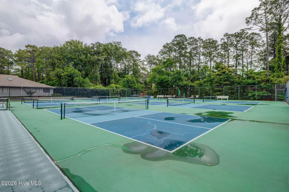 6204 Inland Greens Dr, Wilmington, NC 28405