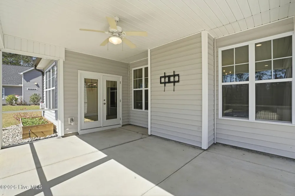 96 Secretariat Run, Rocky Point, NC 28457