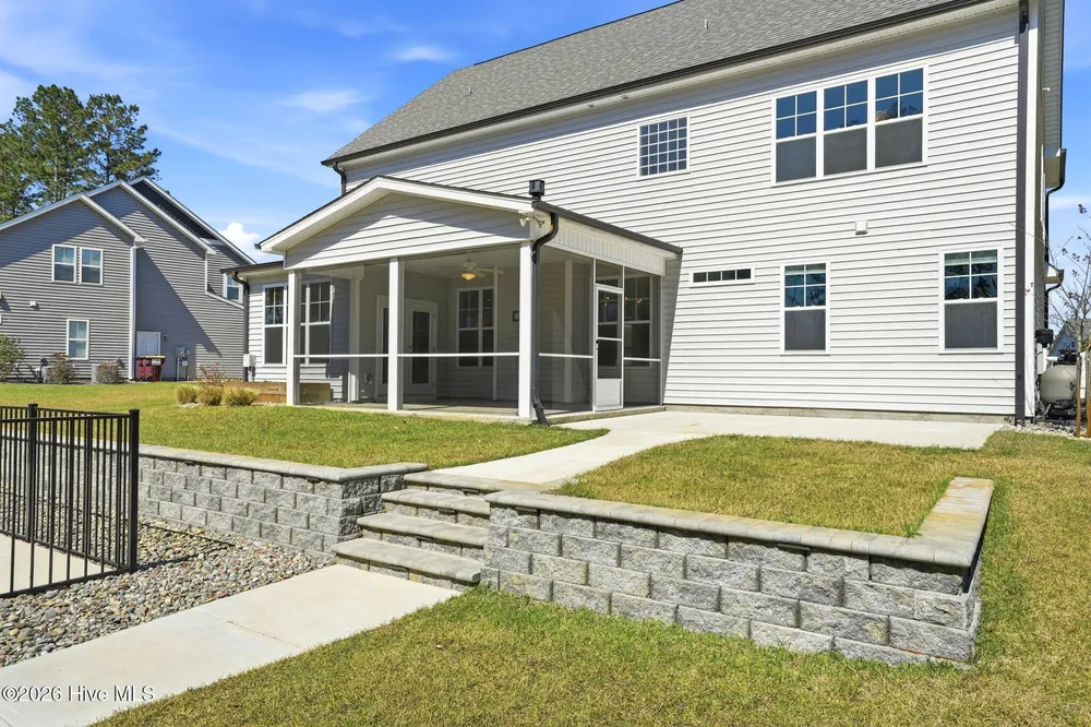 96 Secretariat Run, Rocky Point, NC 28457