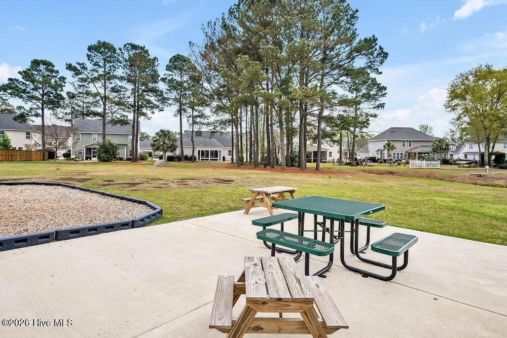 1136 Lt Congleton Rd, Wilmington, NC 28409