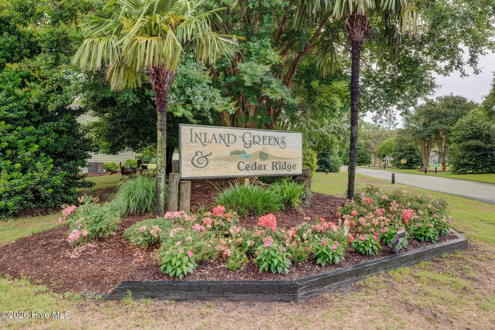6204 Inland Greens Dr, Wilmington, NC 28405