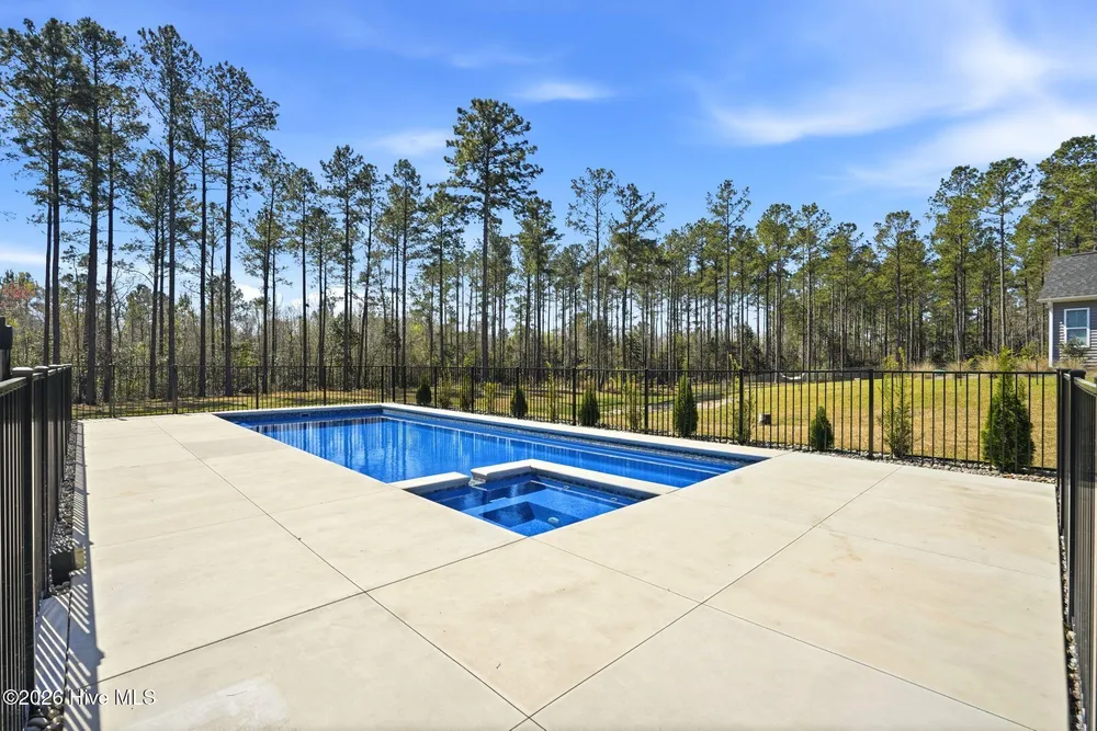 96 Secretariat Run, Rocky Point, NC 28457
