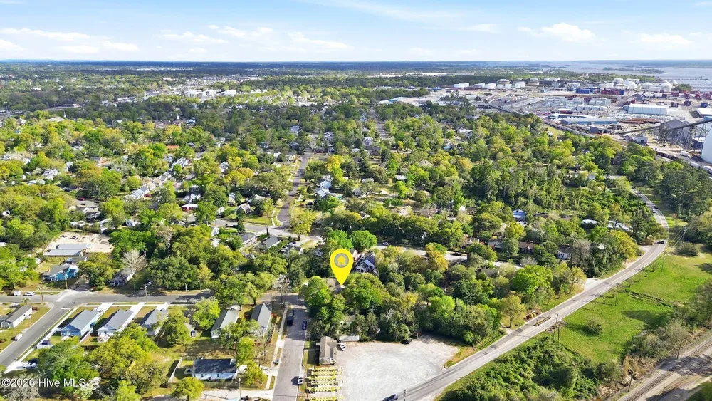 1826 Waddell St, Wilmington, NC 28401